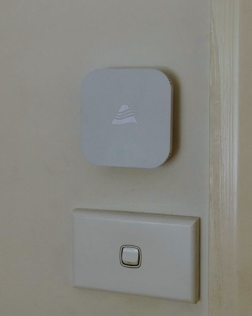 A temperature sensor in each room - 7 zones · St Ives